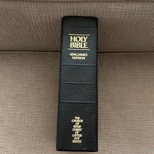 HOLY BIBLE KING JAMES VERSION. The Church of Jesus Christ of Latter-Day Saints.